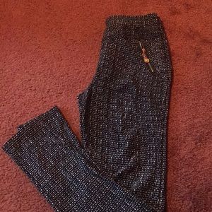 OS leggings with pockets never worn